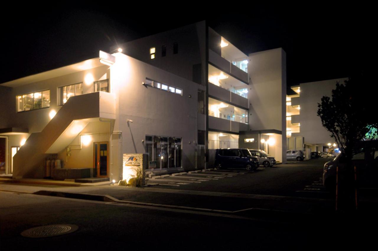 Costa Bella Condominium Resort Мотобу Экстерьер фото